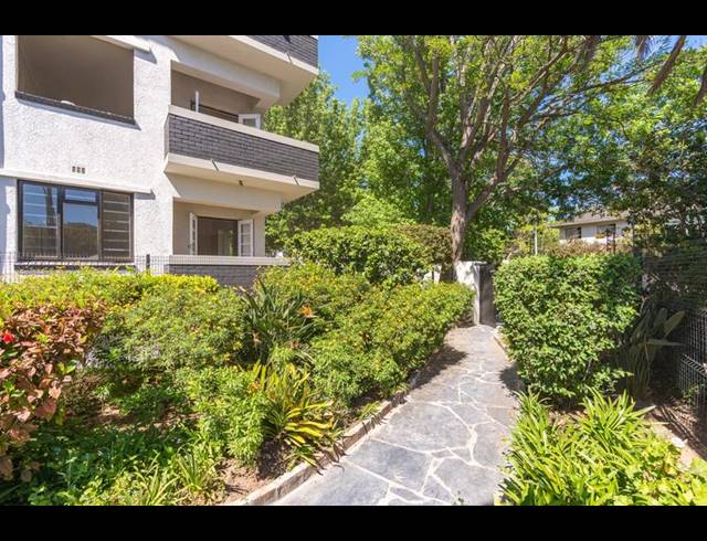 2 BEDROOM APARTMENT FOR SALE IN CLAREMONT UPPER